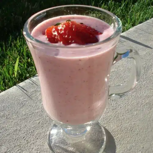 Strawberry Lassi