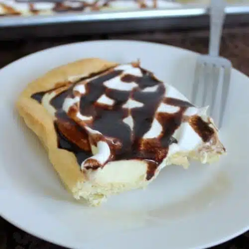 Eclair Cake