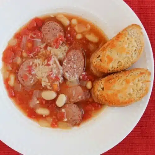 Tuscan Sausage & Bean Soup