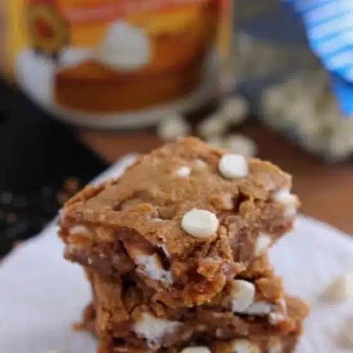 Pumpkin White Chocolate Chip Blondies from DessertNowDinnerLater.com