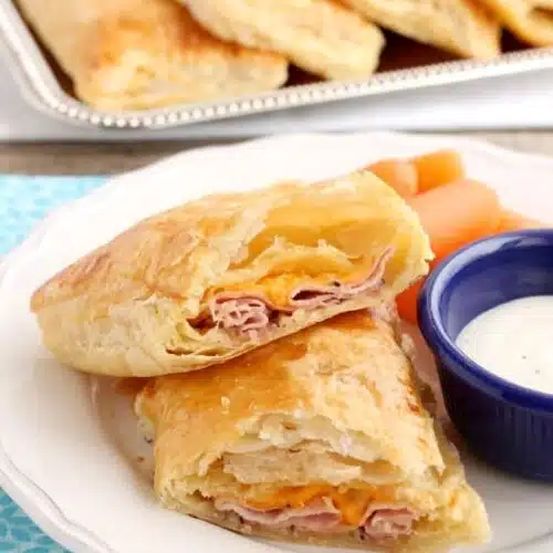 5 ingredient Ham and Cheese Pockets are easy to make for a great tasting hot lunch or dinner!