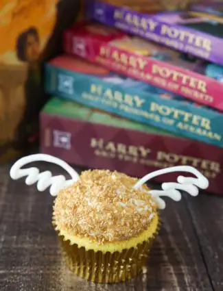 You don't need to be a professional cake decorator to make these super easy Golden Snitch Cupcakes for your Harry Potter Birthday Party! (+More Harry Potter Party Ideas!)