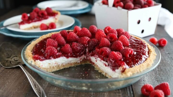 Dorothy's Fresh Raspberry Pie Recipe