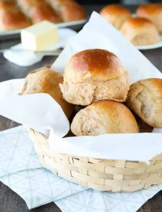 These 100% Whole Wheat Dinner Rolls are so soft, light, fluffy and moist, with a hint of honey. Make them for holidays (Thanksgiving, Christmas, Easter, etc.) or any day!