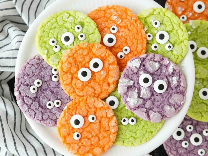 Halloween Candy Monster Cookies • Freutcake